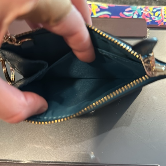 Mini Coach coin first great condition shows a little bit of Ware - Picture 6 of 8